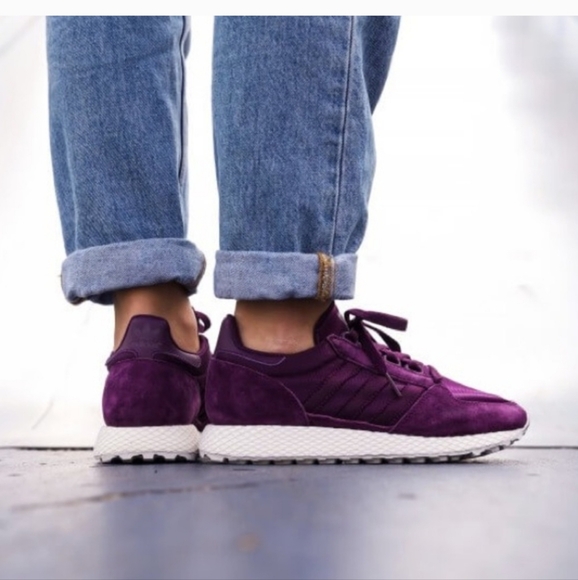 Adidas Womens 8 Forest Grove Purple Suede Running Shoes NWT New - Picture 1 of 16